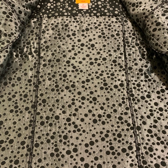 Black & silver light weight jacket - Picture 4 of 8